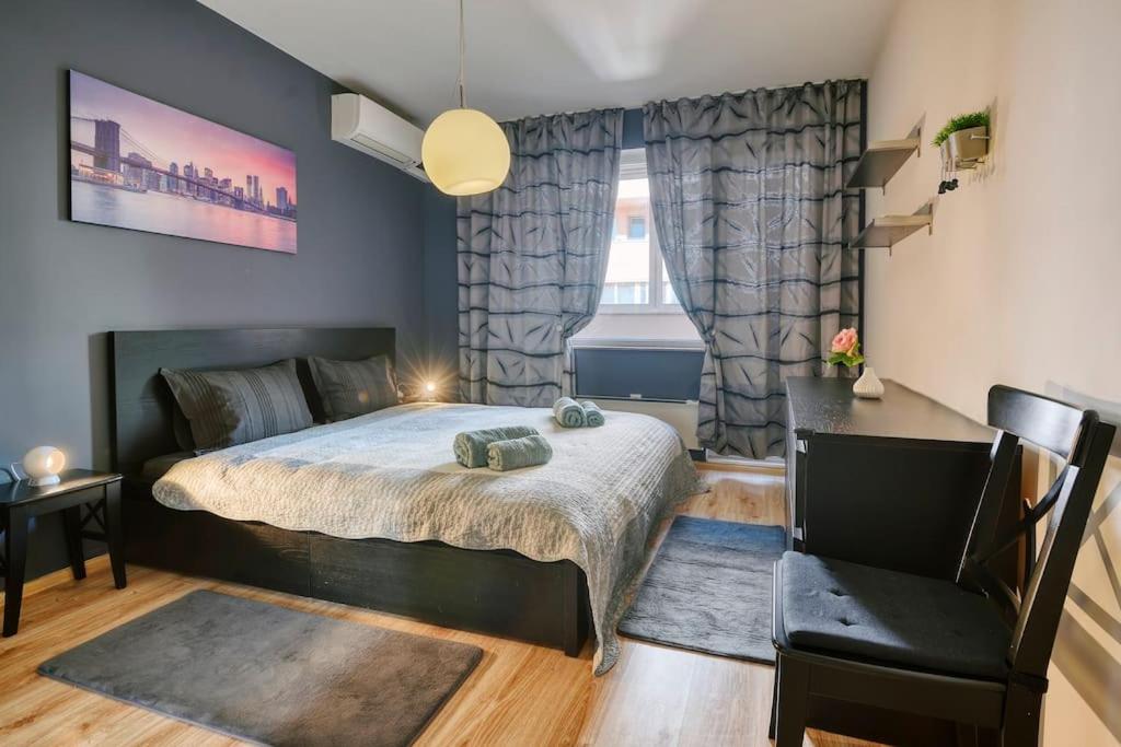 Comfort In Center Varna Exterior photo